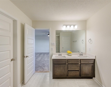 22851 Fulton Landing Drive - Photo Thumbnail 15