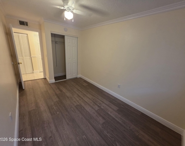 189 Cambridge Lane - Photo Thumbnail 12