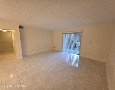 189 Cambridge Lane - Photo Thumbnail 1