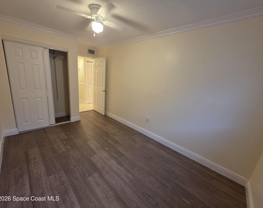 189 Cambridge Lane - Photo Thumbnail 11
