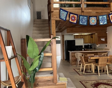 8154 Ridgewood Avenue - Photo Thumbnail 10