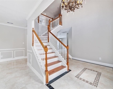 457 Corridor Way - Photo Thumbnail 19