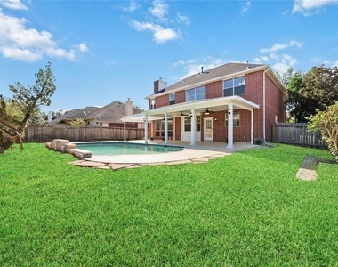 457 Corridor Way - Photo Thumbnail 3