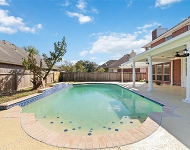457 Corridor Way - Photo Thumbnail 4