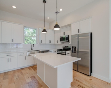 5309 Donovan Gardens Lane - Photo Thumbnail 2
