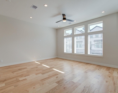 5309 Donovan Gardens Lane - Photo Thumbnail 5