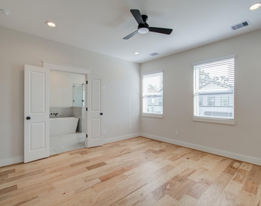5309 Donovan Gardens Lane - Photo Thumbnail 7