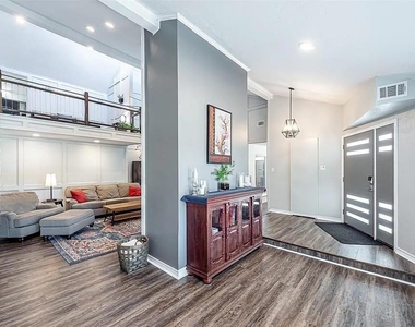 14427 Briarhills Parkway - Photo Thumbnail 5