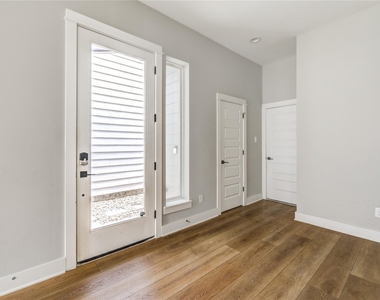 4220 Mckinley Street - Photo Thumbnail 7