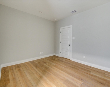 4220 Mckinley Street - Photo Thumbnail 29