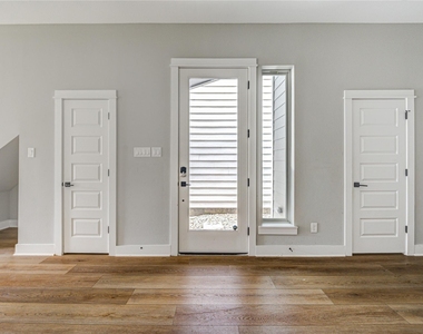 4220 Mckinley Street - Photo Thumbnail 6