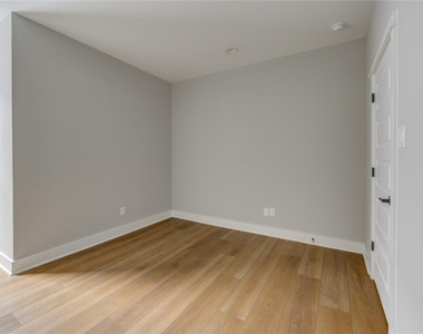 4220 Mckinley Street - Photo Thumbnail 30