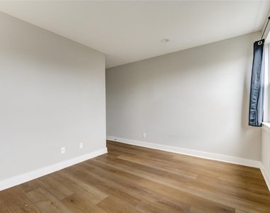 4220 Mckinley Street - Photo Thumbnail 28