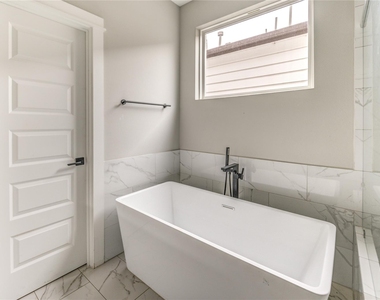 4220 Mckinley Street - Photo Thumbnail 35