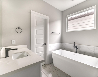 4220 Mckinley Street - Photo Thumbnail 33