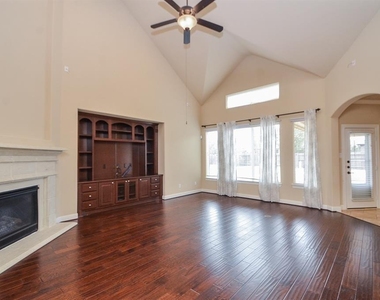510 Mcallister Avenue - Photo Thumbnail 14