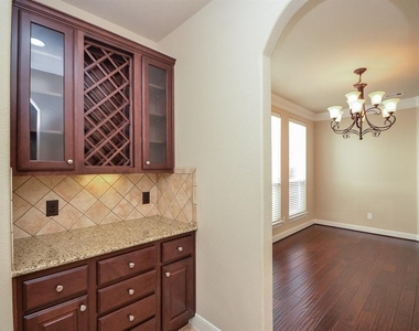 510 Mcallister Avenue - Photo Thumbnail 10