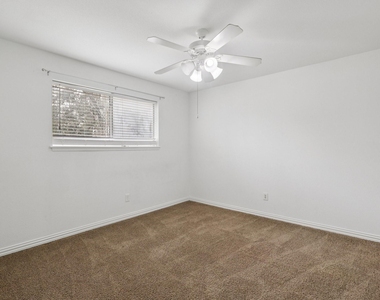 3919 Galway Lane - Photo Thumbnail 18