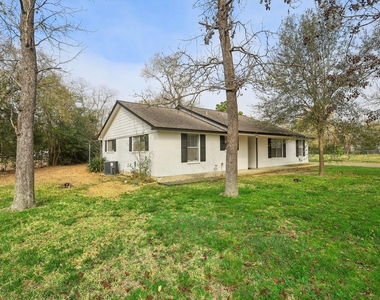 3919 Galway Lane - Photo Thumbnail 3