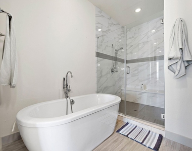 4621 Chartres Street - Photo Thumbnail 12