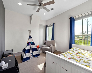 4621 Chartres Street - Photo Thumbnail 13