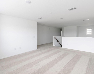 1052 Greenshank Drive - Photo Thumbnail 16