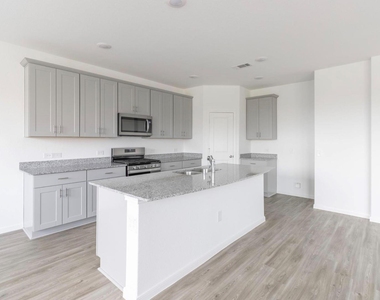 1052 Greenshank Drive - Photo Thumbnail 3