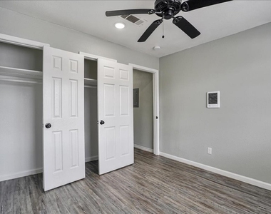 5117 Lavender St - Photo Thumbnail 14