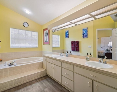 12728 Flamingo Parkway - Photo Thumbnail 34