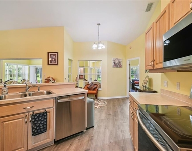 12728 Flamingo Parkway - Photo Thumbnail 16