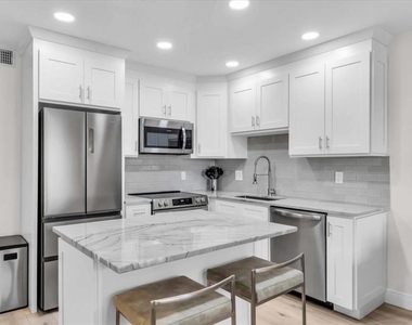 9755 Harrell Avenue - Photo Thumbnail 3