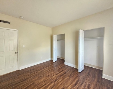7611 Paula Drive - Photo Thumbnail 11