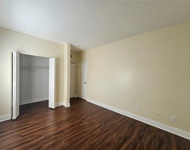 7611 Paula Drive - Photo Thumbnail 9