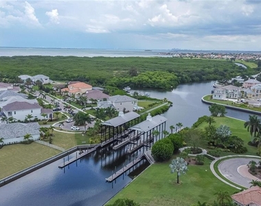 5413 Wishing Arch Drive - Photo Thumbnail 10