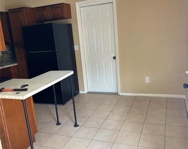 1427 15th Street S - Photo Thumbnail 9