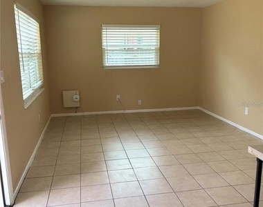 1427 15th Street S - Photo Thumbnail 2