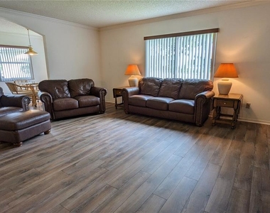 1624 Layton Court - Photo Thumbnail 4