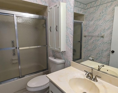 1624 Layton Court - Photo Thumbnail 14