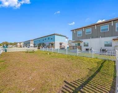 2115 Sebring Place - Photo Thumbnail 58