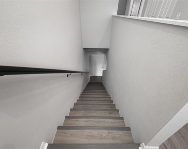 2115 Sebring Place - Photo Thumbnail 21