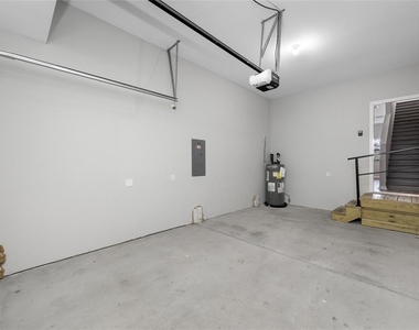 2115 Sebring Place - Photo Thumbnail 43
