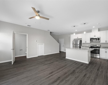 2115 Sebring Place - Photo Thumbnail 11