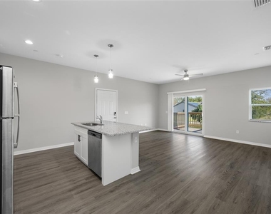 2115 Sebring Place - Photo Thumbnail 4