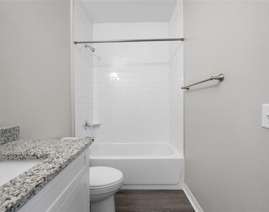 2115 Sebring Place - Photo Thumbnail 31