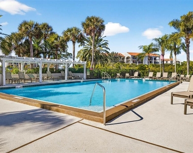 1805 Mariner Drive - Photo Thumbnail 27