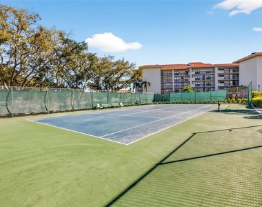 1805 Mariner Drive - Photo Thumbnail 24
