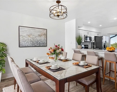 1805 Mariner Drive - Photo Thumbnail 6