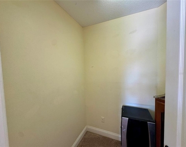 862 Cypress Lakes Boulevard - Photo Thumbnail 4