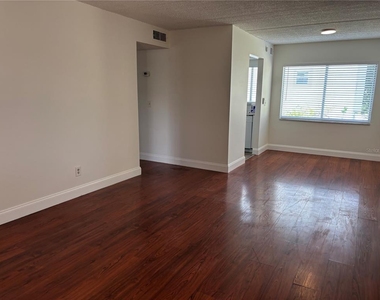 3206 W Azeele Street - Photo Thumbnail 5
