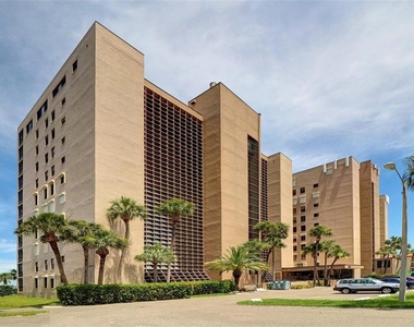 900 Gulf Boulevard - Photo Thumbnail 2